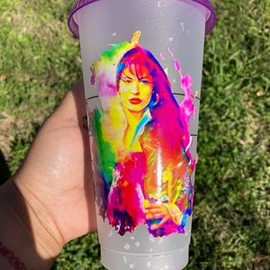 Selena starbucks cup